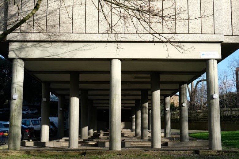 Fig. 94: The pilotis and undercroft, an architecturally dramatic space which are generally kept clear although have no clear use