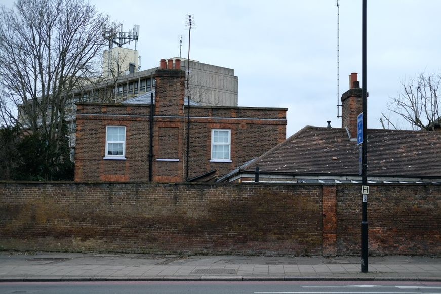 Fig. 100: Cedar Cottages, the remnant of Cedar Court House